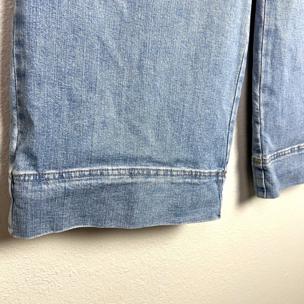 Lee Womens High Rise Wide Leg Jeans Light Wash Blue Size 12 Short Denim - Picture 5 of 9